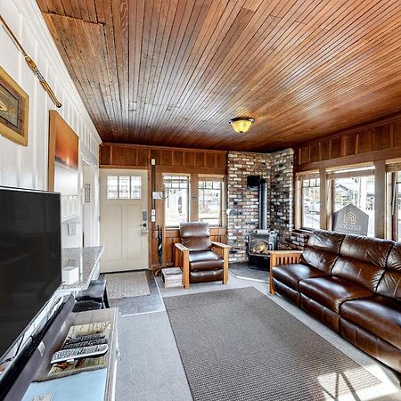 Cottage By The Sea Manzanita Exterior photo