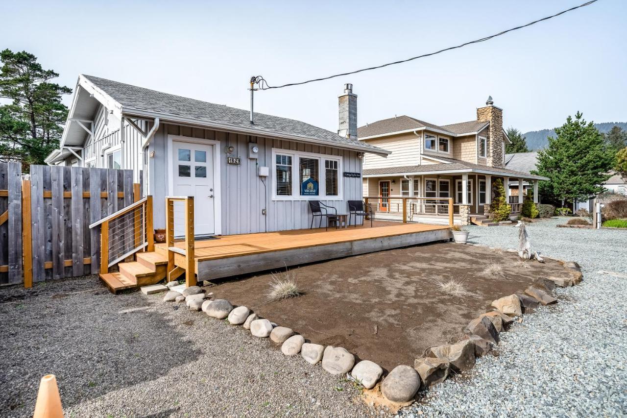 Cottage By The Sea Manzanita Exterior photo